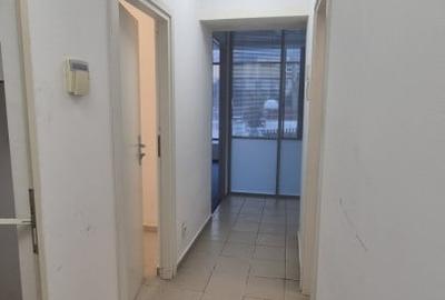 Spațiu comercial, de 126 mp, în Central - 9