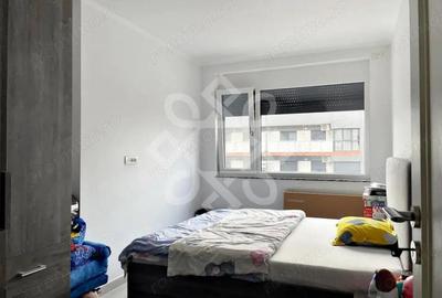 Apartament cu 3 camere semidecomandat în Central - 3