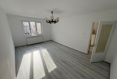 Apartament cu 2 camere decomandat în Central - 6