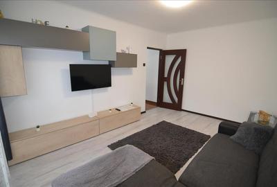 Apartament 3 camere decomandat,mobilat,utilat, etaj intermediar  Astra -Berzei - 12