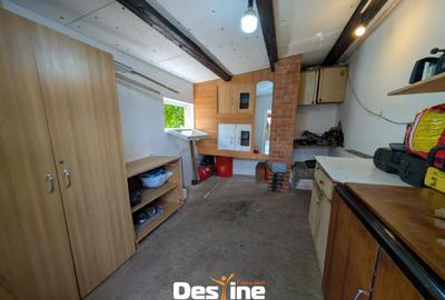 Casă cu 5 camere cu Canalizare în Valea Adâncă