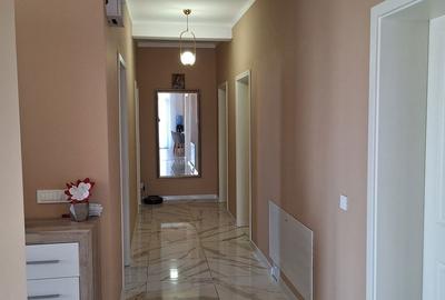 Casă cu 4 camere cu Garaj în Hălchiu - 12