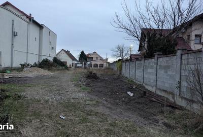 Teren de 1595 mp, în Central