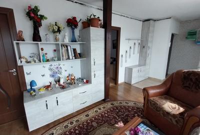 Apartament 4 camere 94 mp+terasa 17 mp Floresti central - 2