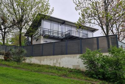 Spațiu comercial, de 240 mp, în Central - 1