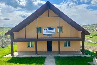 Casă individuală cu 3 camere în Central - 1