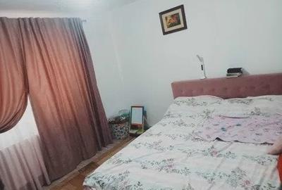 Apartament cu 3 camere decomandat, mobilat în Canta