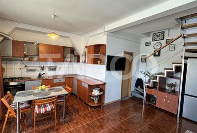 Apartament cu 2 camere semidecomandat, mobilat în Valea Aurie - 3