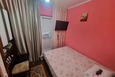 Apartament cu 4 camere decomandat în Poarta 6 - 14