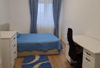 Apartament cu 3 camere decomandat, mobilat în Lujerului