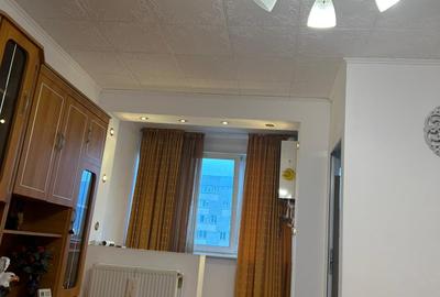 Garsonieră semidecomandată în Calea București