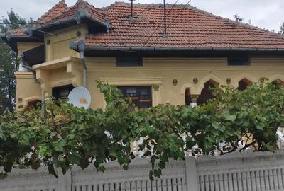 Casă cu 6 camere cu Teren 1000 Mp în Hotărani - 5