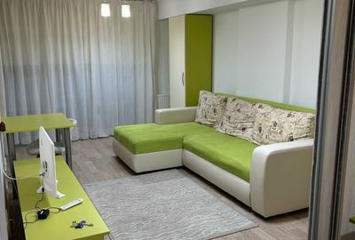 Apartament cu 2 camere decomandat în Politehnica