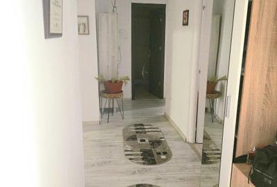 Apartament cu 2 camere decomandat în Central - 2
