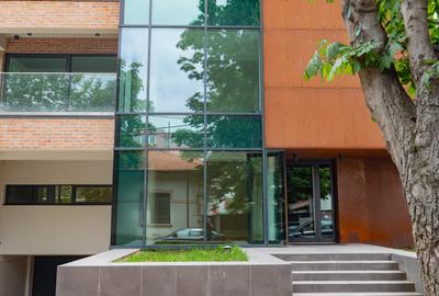 Spațiu Comercial de Lux | Constanța, Zona Centrală | Vizibilitate Maximă - 8