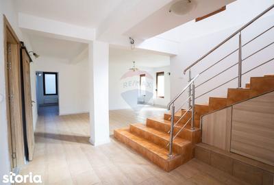 Casă cu 6 camere cu Teren 380 Mp în Găvana - 10