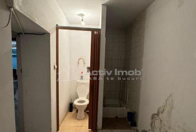 Spatiu versatil, Piata Veteranilor - 1