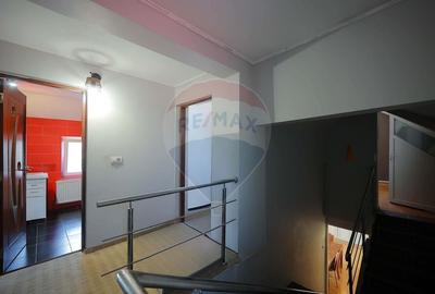 De vanzare casa in zona Nufarul - 28
