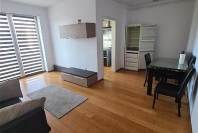 Apartament 2 camere decomandat, etaj intermediar Avantgarden