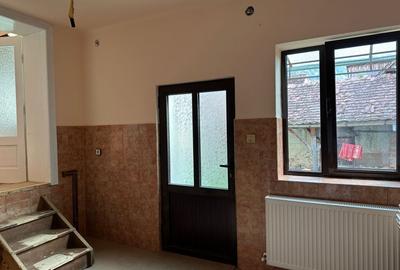 Casa 4 camere suprafata utila 100mp cu teren 400mp spre vanzare in Gura Raului - 2