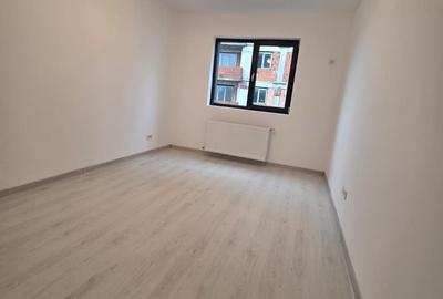 Garsoniera cartier Militari Residence - mutare imediata!! - 2