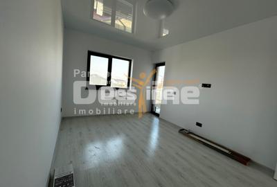 Casă cu 4 camere cu Canalizare în Rediu