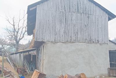 Casă cu 4 camere în Central - 2