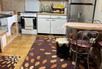 Casă cu Teren 914 Mp în Central - 8