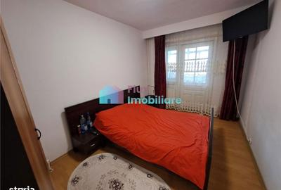 Apartament cu 3 camere decomandat în George Enescu - 5