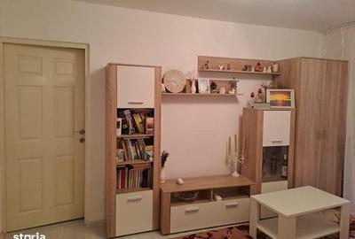 Apartament cu 3 camere în Crihala - 1