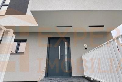 Duplex cu 5 camere în Palazu Mare