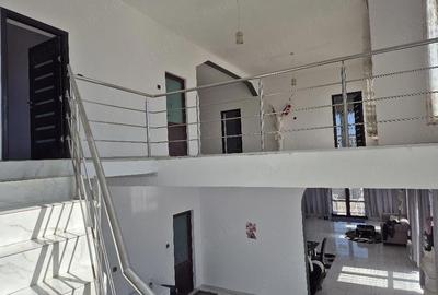 Casă cu Teren 790 Mp în Central - 7