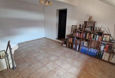 Casa cu 5 camere - Alexandriei - 4