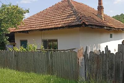 Vand casa si teren