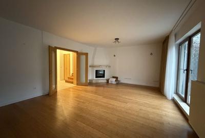 Vila duplex in complex cu piscina si teren de tenis, langa Cambridge school - 3