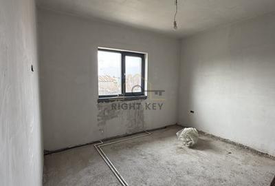 Duplex cu 4 camere cu Canalizare în Clinceni - 9