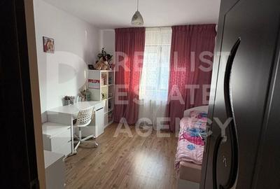 Apartament cu 3 camere în Roșu - 3