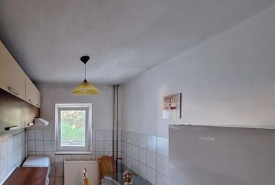 Apartament cu 3 camere decomandat în Aradului - 3