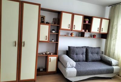 Garsonieră nedecomandată în Poarta 6