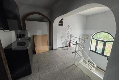 Casa de vanzare, 374 mp, strada Baritiu - 7