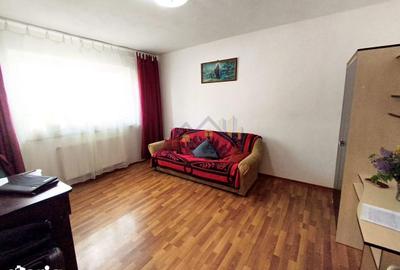 Garsonieră decomandată în Central - 8