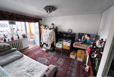 Vand apartament 2 camere Vand apartament 2 camere - 7