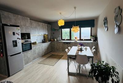 Duplex cu 4 camere cu Canalizare în Florești - 2