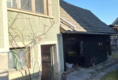 Casă cu 5 camere cu Canalizare în Săcele - 2