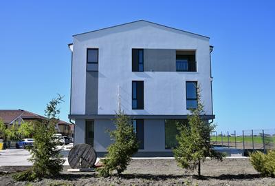 Duplex cu 5 camere cu Piscina în Odăi - 7