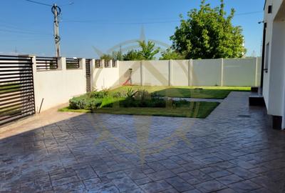 Casă cu 3 camere cu Garaj în Dumbrăveni - 9