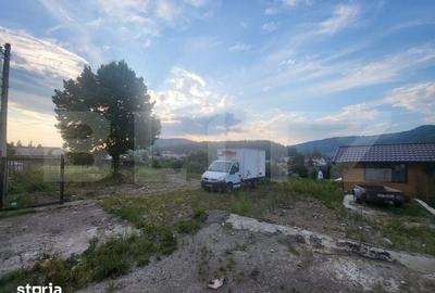 Teren de 2053 mp, în Central - 1