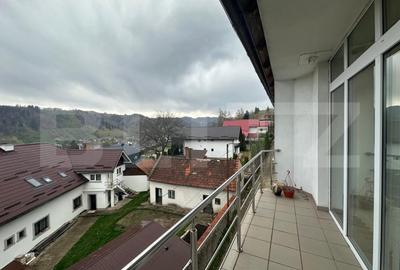 Casă individuală cu 7 camere cu Canalizare în Moieciu de Jos - 5