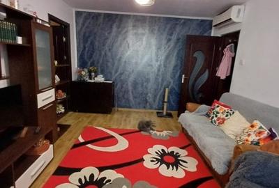 Apartament cu 3 camere de vanzare in zona Zimbru-Mobilat si utilat - 2