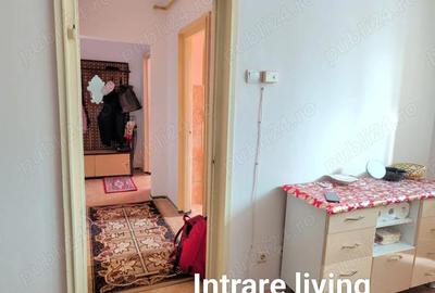 Apartament cu 3 camere semidecomandat în Central - 4